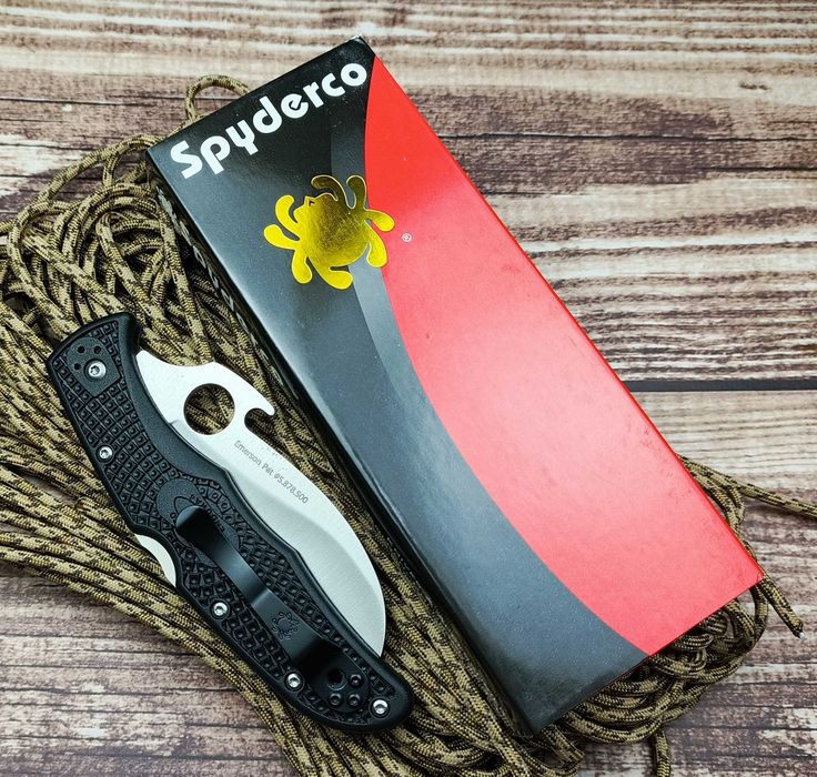 Брелок EDC фолдер Spyderco Matriarch Emerson