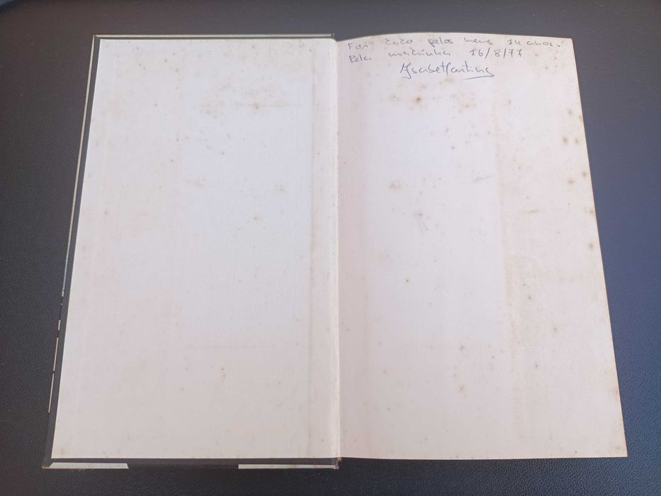 Livro "O Diário de Anne Frank", de Anne Frank