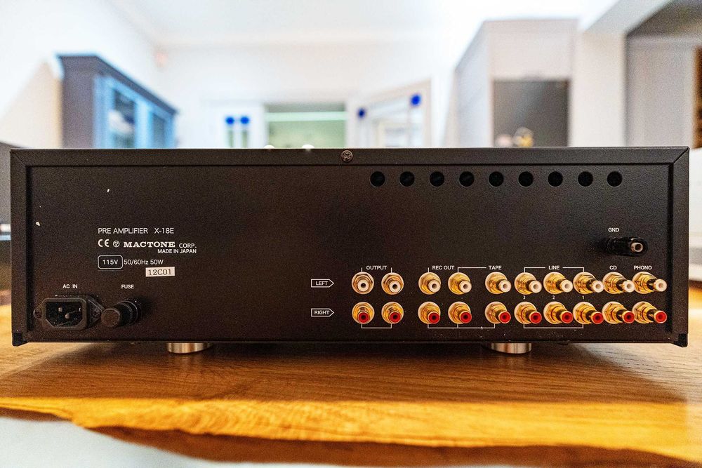 Mactone X-18E przedwzmacniacz lampowy
