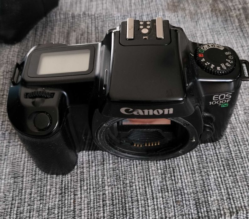 Aparat Canon 1000FN