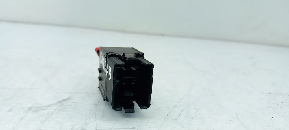 Botão / interruptor 4 piscas VOLKSWAGEN Passat (3C2)