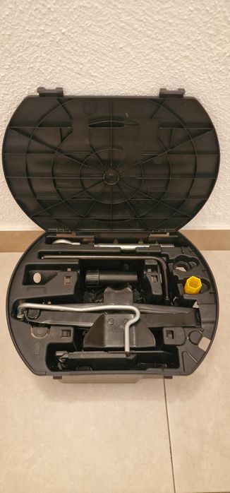 Kit pneu suplente Peugeot 3008 5008