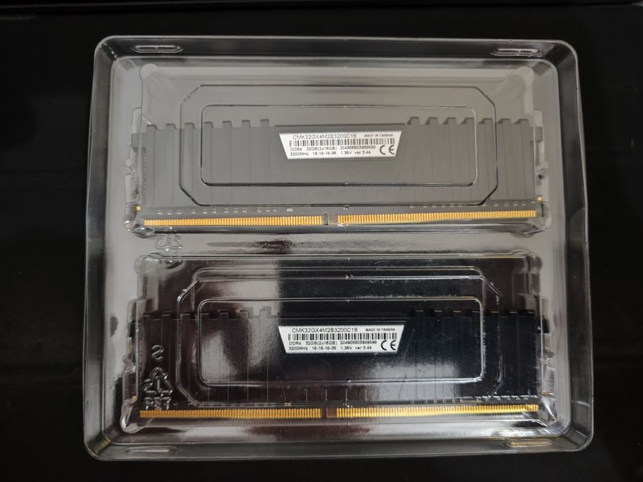 RAM 2x16GB Vengeance LPX