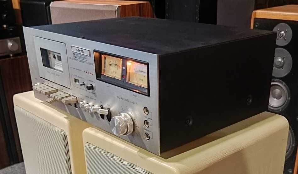 Nikko Crown CTD-2200 касетна дека