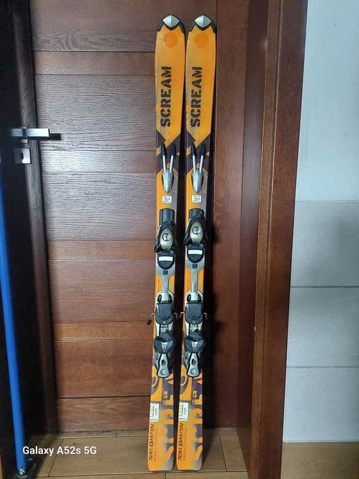 Narty Salomon  Scream 150
