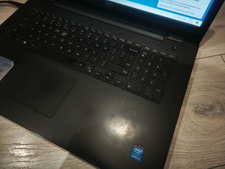 Laptop Dell 17 5000 na części i3 p26e 17 cali