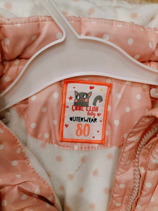 Różowa kurtka na późną jesień i zimę z kapturem rozmiar 80
