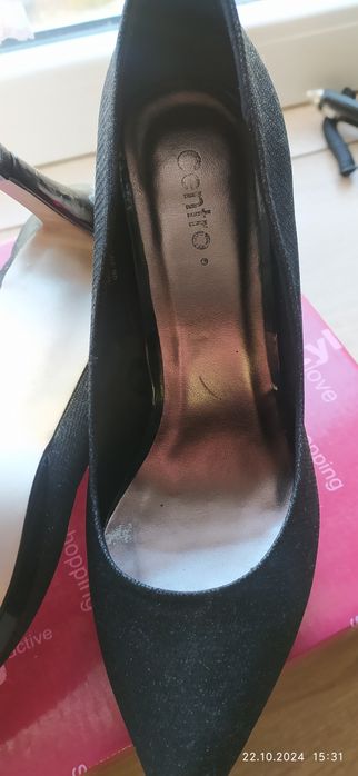 Sexowne czarne szpilki