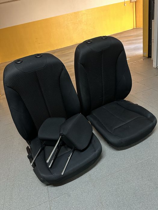 Bancos Frontais BMW F20