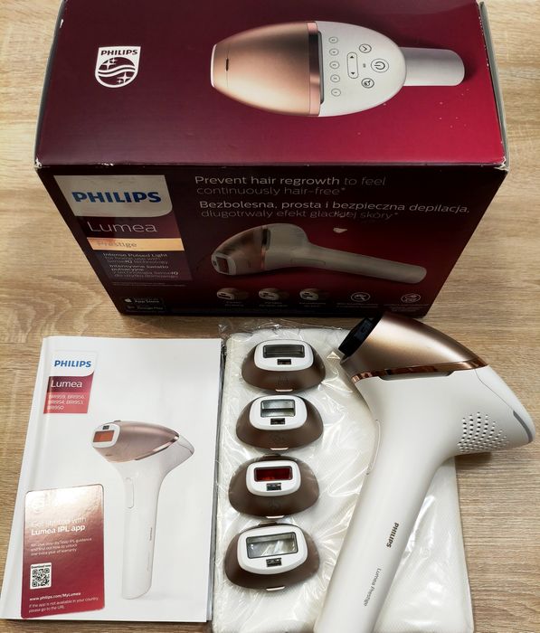 Depilator Philips Lumea BRI956