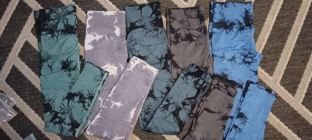 Лосинки та шорти пуш-ап єфект