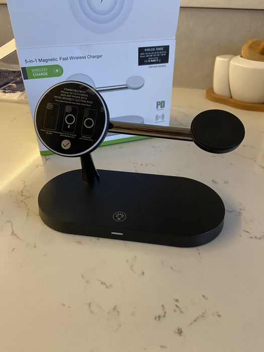 Szybka ładowarka indukcyjna 30w - 5w1 Iphone/Airpods/apple watch