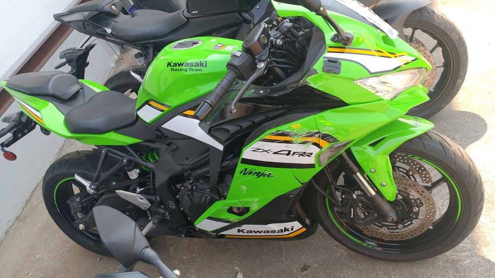 Kawasaki Ninja 400 , ZX-4RR , ZX-4R , Ninja 400 2025 rok