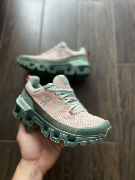 Жіночі кросівки On Cloud waterproof