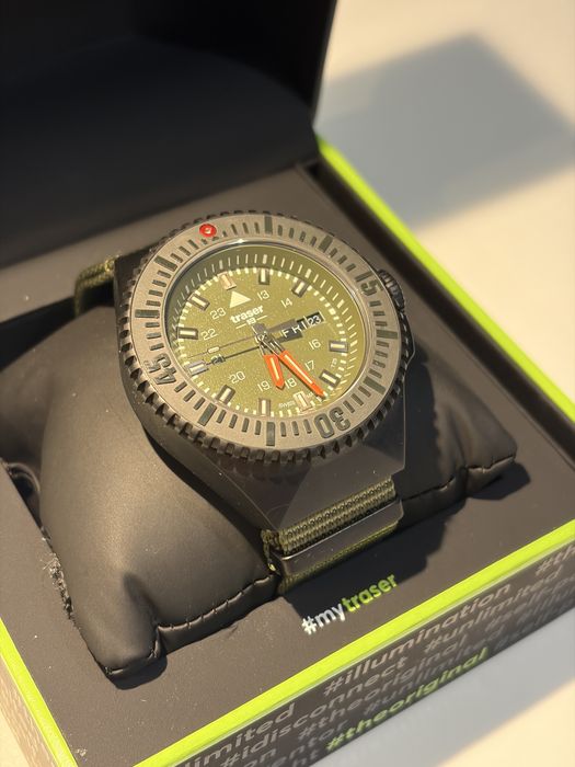 Traser Zegarek w 100% oryginal nowy Diver 200m