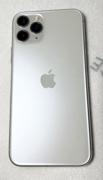 Iphone 11 pro продам