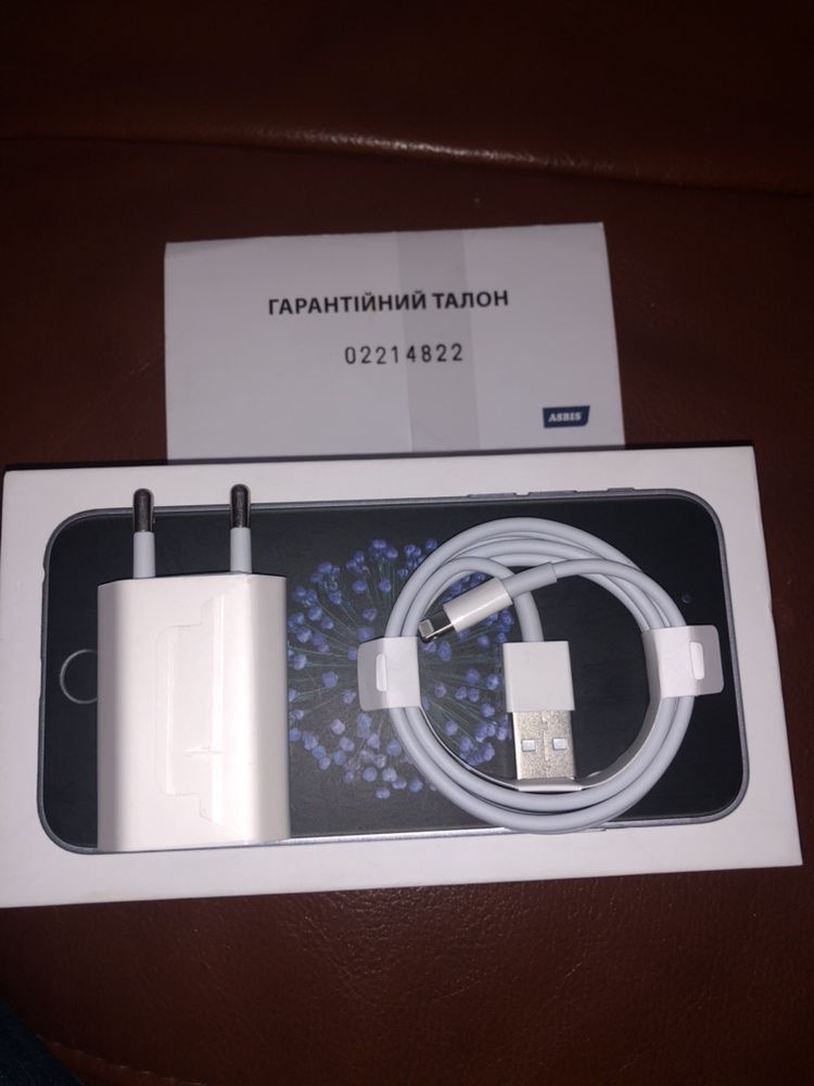 КОМПЛЕКТ оригинал зарядка кабель і блок ОЕМ на айфон iphone xr: 250 грн ...