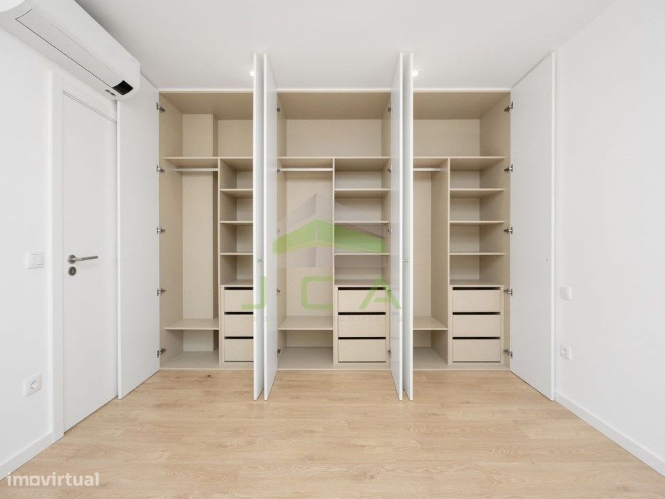 Apartamento T2 semi-novo