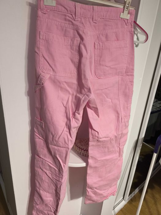 Bojówki różowe nowe bez metki