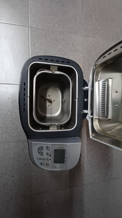 Maquina fazer pao Dolonghi