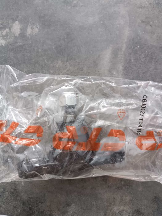 Кульова опора, нова до хюндай i30