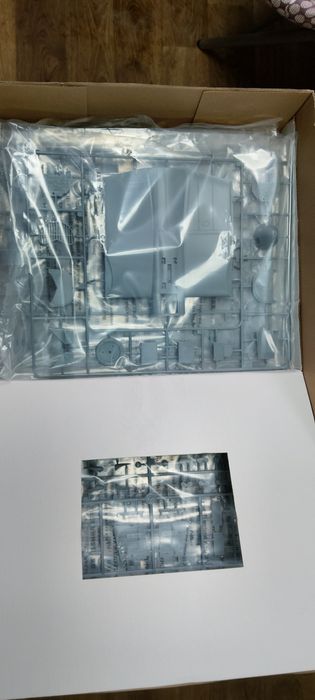 Продам сборную модель самолёта . Масштаб 1/24