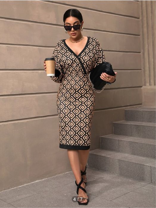 Вишукана жіноча сукня міді від Shein