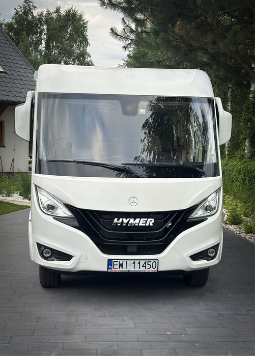 Wynajem luksusowy kamper Mercedes Hymer 580 pełna integra.