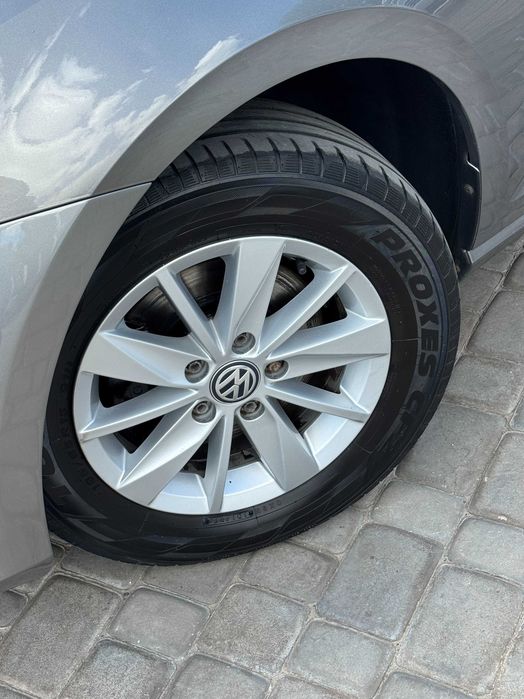 Продам Volkswagen Golf 2014 рік можлива розстрочка,кредит,обмін!
