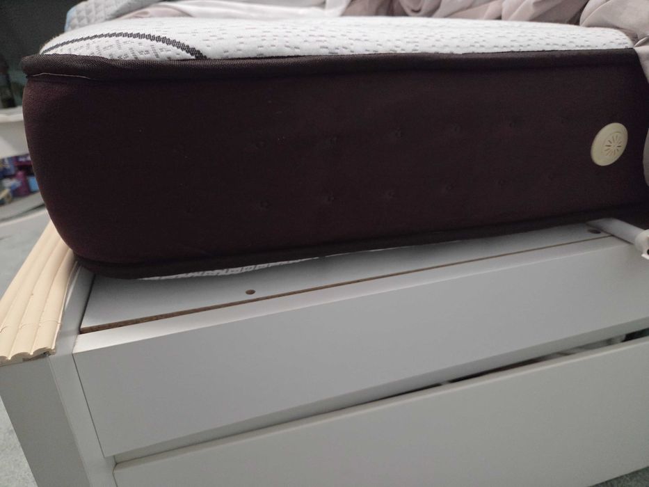 Cama solteiro Trama com colchão Visco AloVera e Resguardos