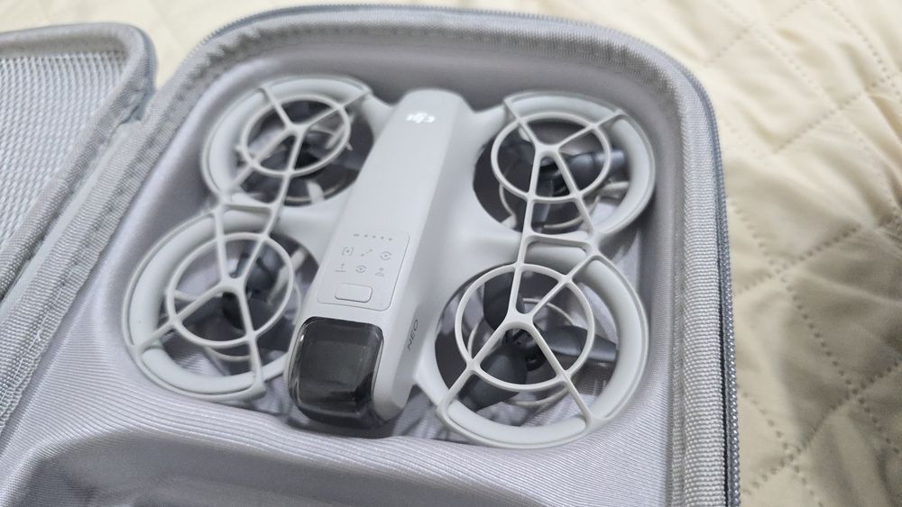 Drone Dji Neo com caixa