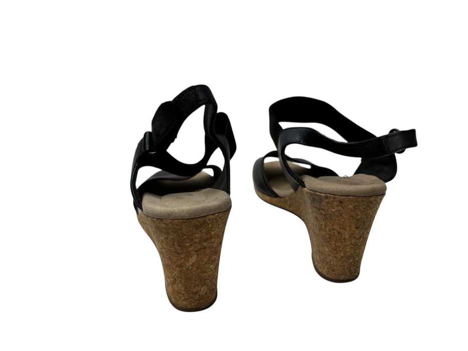 Sandaly skorzane na koturnie Clarks rozmiar 41