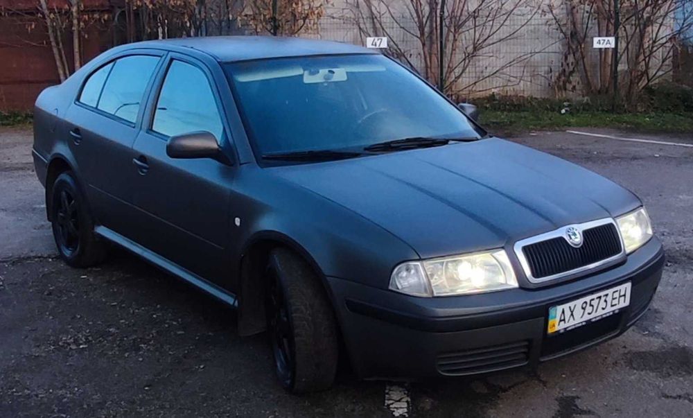 Шкода Октавия 1.8 т