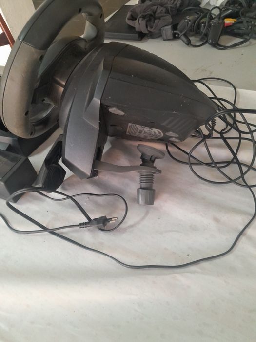 Volante e Pedais da Microsoft  SideWinder