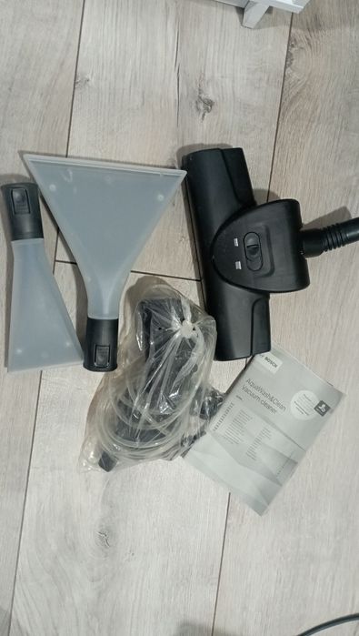 Миючий пилосос Bosch