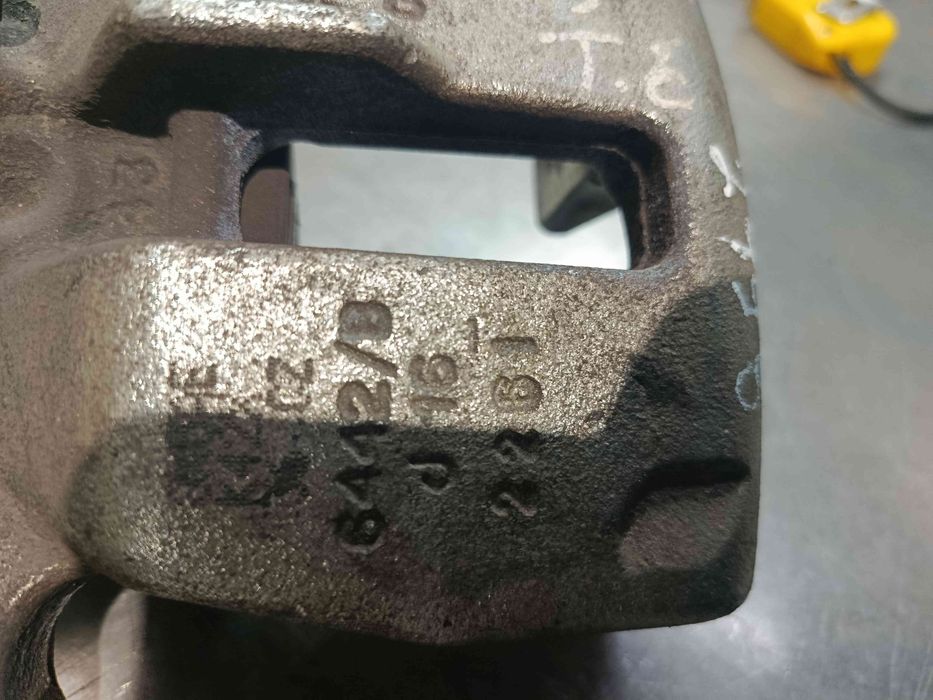 Pinça travão / maxila de travão trás esquerda AUDI A5 (8T3)