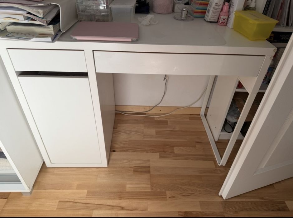 Biurko białe Ikea