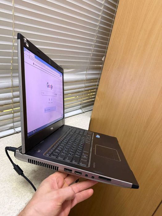 Dell Vostro 3750 — большой 17.3" ноутб