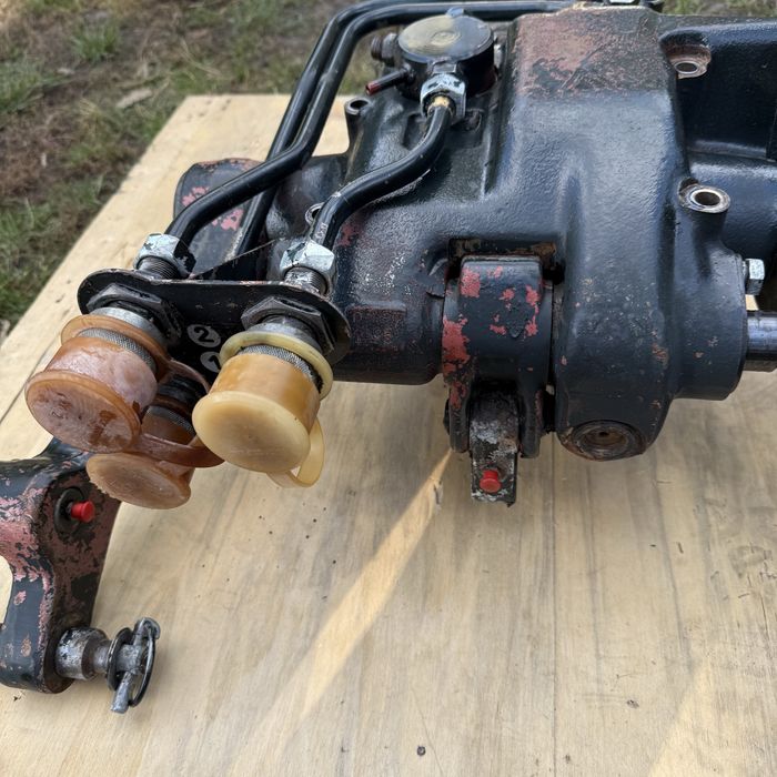 Podnośnik,plecak,pokrywa Zetor 7211,7245,6211,7745,itp. Ursus C-360