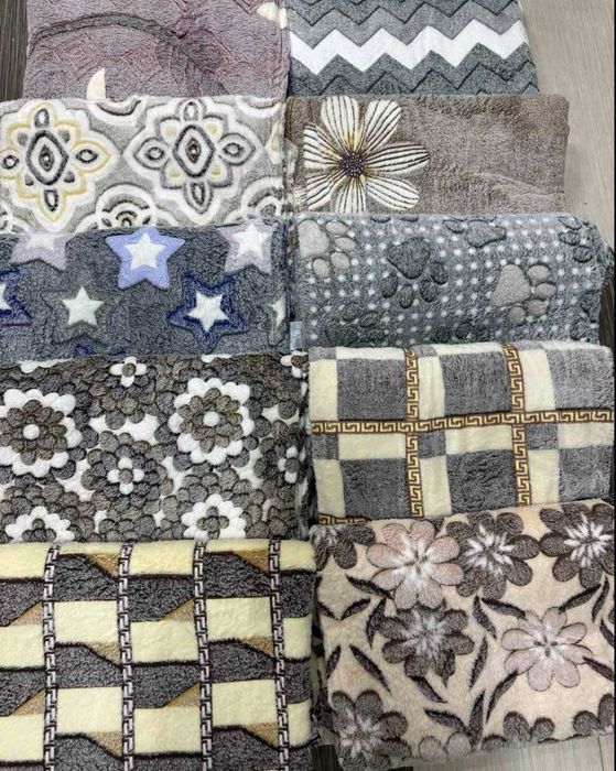 Пухнастий, м'який, ніжний, теплий плед на ліжко, всі розміри.