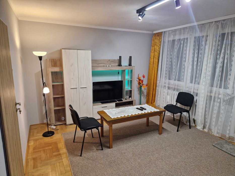 Pokój do wynajęcia 18m2. +balkon, Kaufland, tramwaj, internet