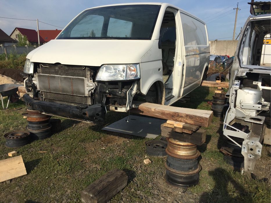 Разборка запчасти VOLKWAGEN T5 запчастині транспортер t5 т5 розборка
