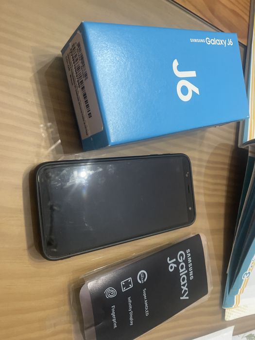 Samsung  Galaxy J6
