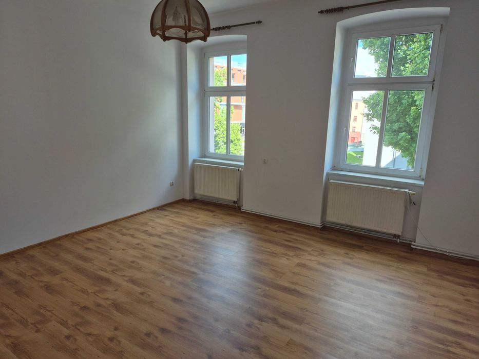 Mieszkanie, centrum, obok C.H. Solaris.