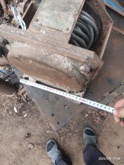 Продам лебідку в хорошому стані