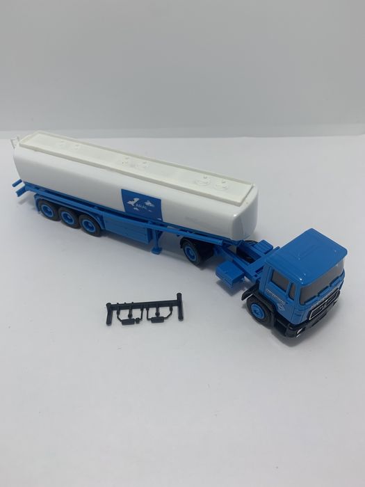 MAN com Cisterna ARAL da Herpa escala H0 1/87