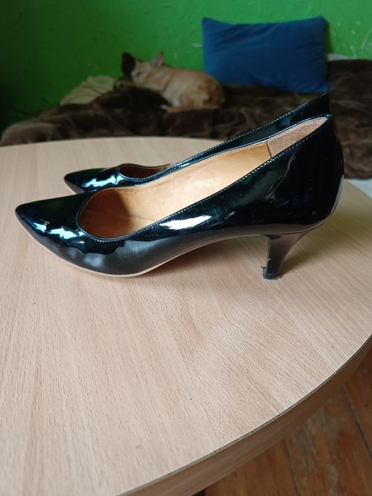 Ryłko buty na obcasie 39(25cm)
