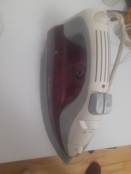 Праска/утюг BOSCH(під ремонт або запчастини)