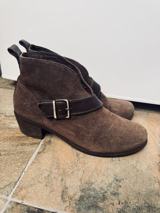 Ботильйони UGG замшеві зимові черевики