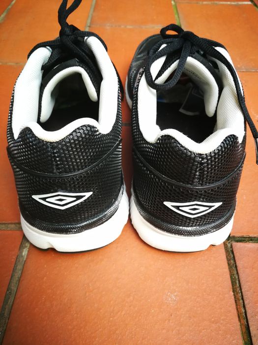 Buty damskie sportowe Umbro, rozmiar 39
